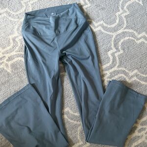 Blue High-Waisted Leggings